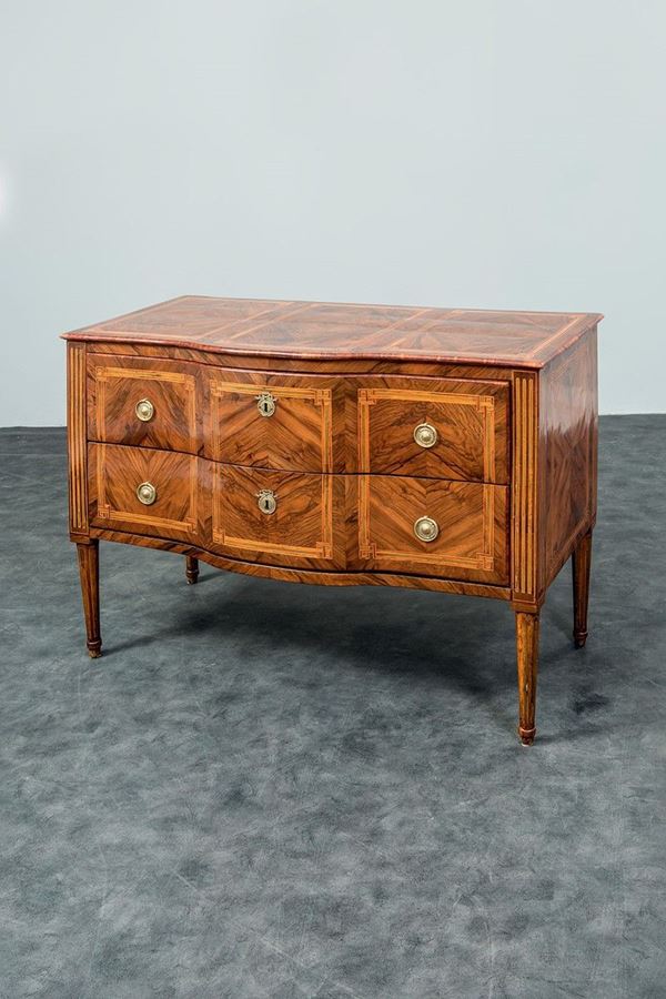 Com&#242; lastronato in noce e file  - Auction Antiquariato - Incanto Casa d'Aste e Galleria