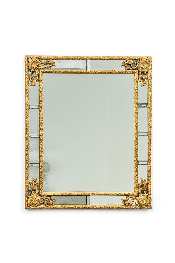 Bella specchiera di forma rett  - Auction Antiquariato - Incanto Casa d'Aste e Galleria