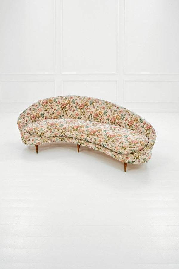 Divano semicurvo
Struttura in  - Auction Design - Incanto Casa d'Aste e Galleria