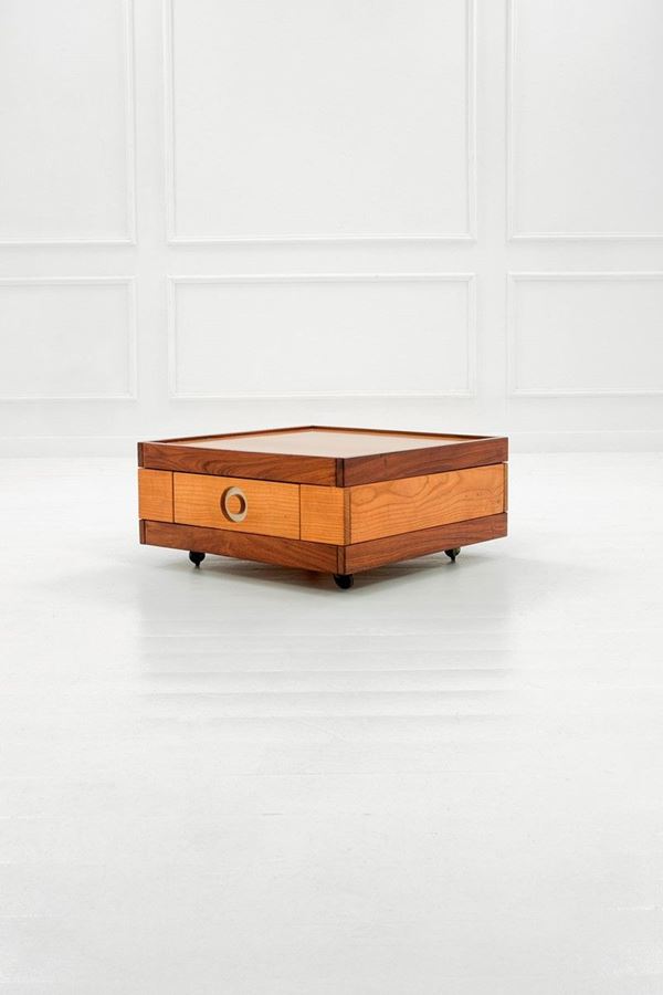 Ettore Sottsass - Raro tavolo basso
Legno di fr