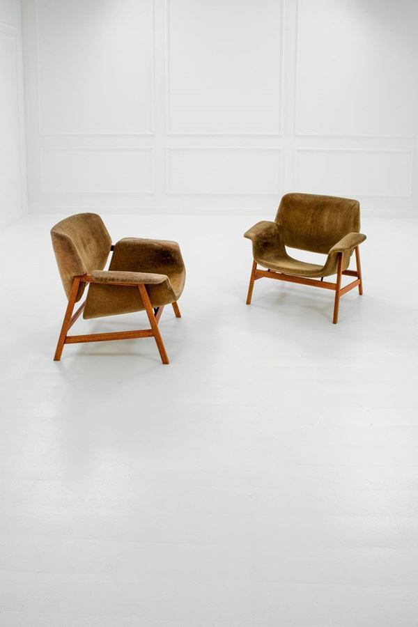 Gianfranco Frattini - Due poltrone mod. 849
Legno d