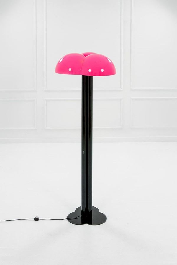 Sergio Asti : Lampada da terra
Metallo smal  - Auction Design - Incanto Casa d'Aste e Galleria