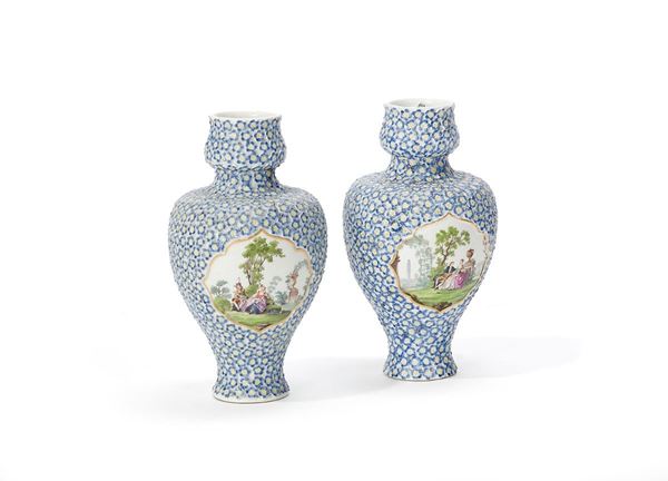 Tappeto Agr&#224; a fondo chiaro co  - Auction Antiquariato - Incanto Casa d'Aste e Galleria