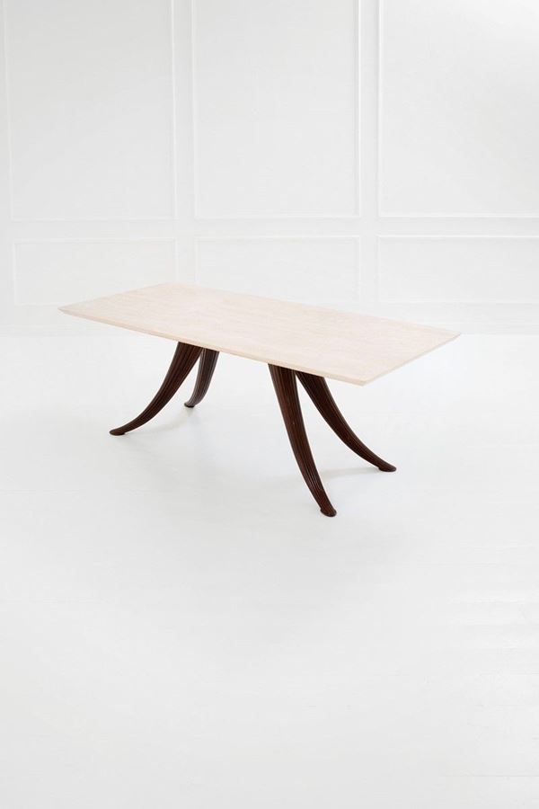 Osvaldo Borsani : Tavolo
Struttura in legno di   - Auction Design - Incanto Casa d'Aste e Galleria
