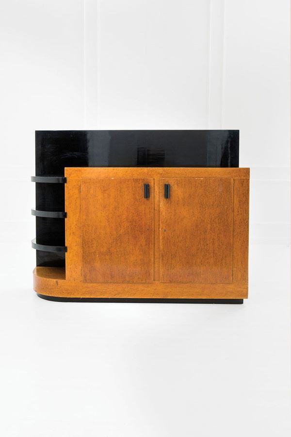 Giuseppe Pagano, Gino Levi Montalcini - Credenza
Struttura in abete m