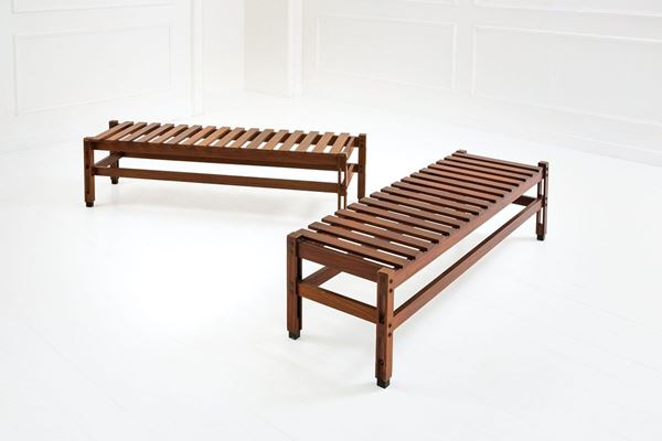 Ico Parisi : Due panche
Legno di noce.
Pr  - Auction Design - Incanto Casa d'Aste e Galleria