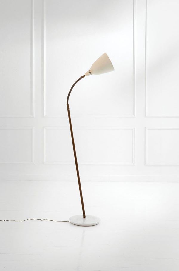 Giuseppe Ostuni : Lampada da terra
Marmo, stelo  - Auction Design - Incanto Casa d'Aste e Galleria