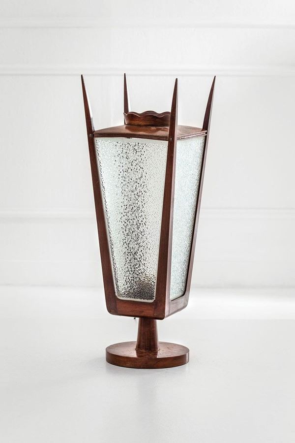 Gino Sarfatti : Lampada da tavolo
Legno, otto  - Auction Design - Incanto Casa d'Aste e Galleria