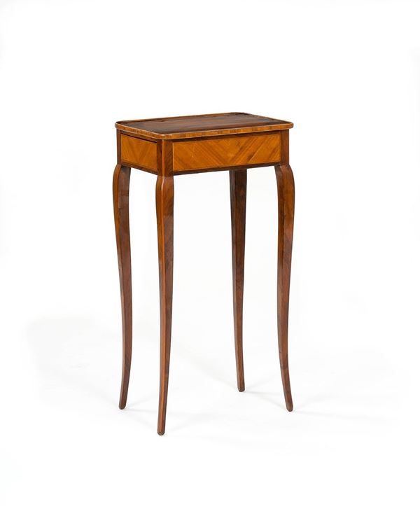 Tavolino da centro impiallacci  - Auction Antiquariato - Asta da fallimento - Incanto Casa d'Aste e Galleria