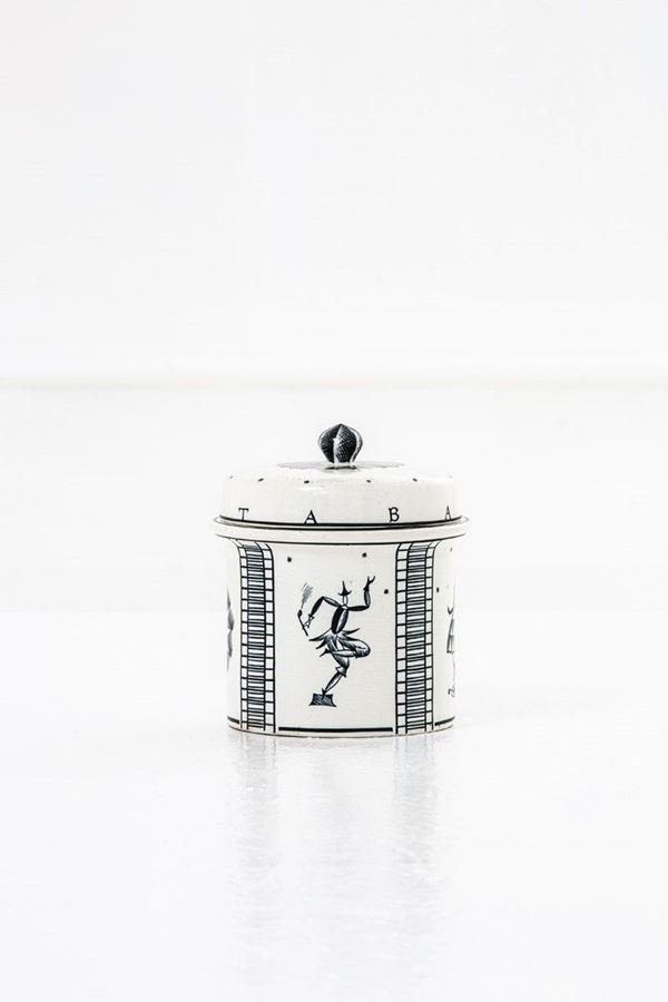Gio Ponti : Tabacchiera
Ceramica dipinta.  - Asta The Beat of Design - Incanto Casa d'Aste e Galleria