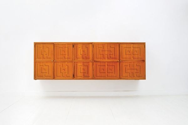 Credenza pensile
Struttura in