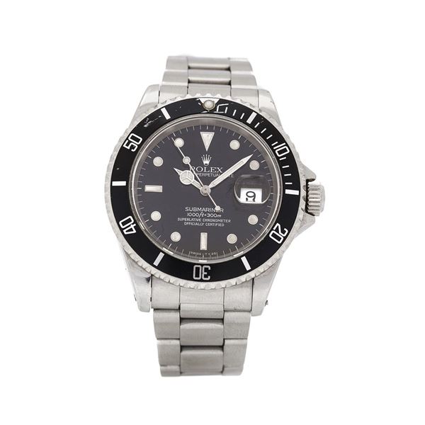 Rolex - Oyster Perpetual Submariner
R