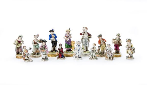 Coppia di vasi in porcellana b  - Auction Antiquariato - Incanto Casa d'Aste e Galleria