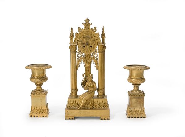 Coppia di vasi di forma rotond  - Asta Antiquariato - Incanto Casa d'Aste e Galleria
