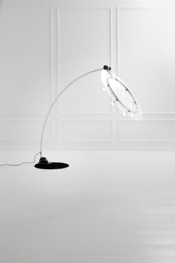 Lampada da terra
Metallo crom
