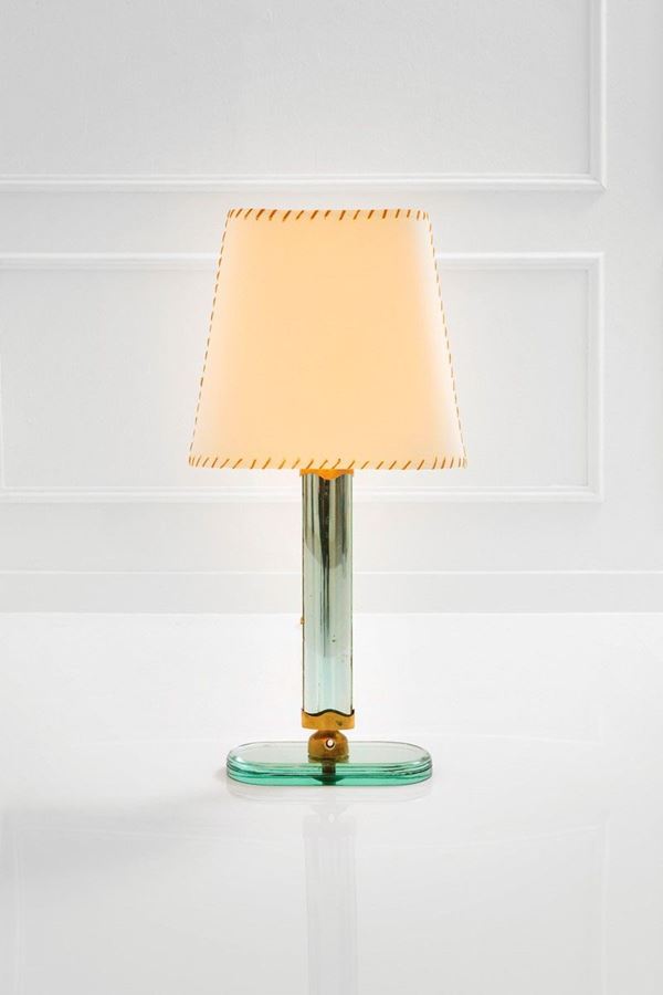 Pietro Chiesa : Lampada da tavolo
Ottone, cri  - Auction Design - Incanto Casa d'Aste e Galleria