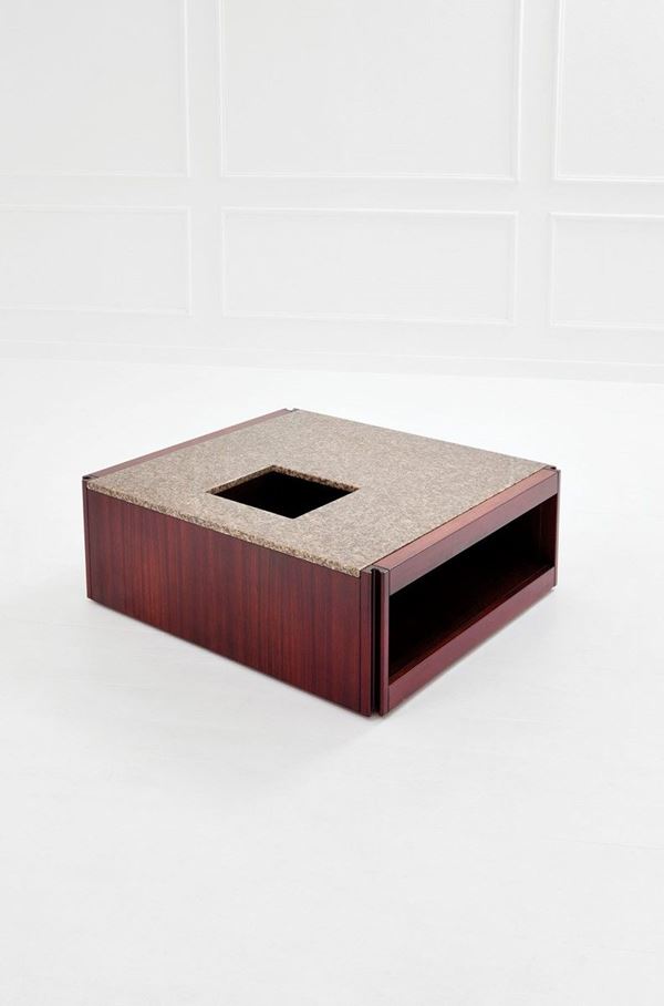 Angelo Mangiarotti : Tavolo basso
Legno di mogano,  - Auction Design - Incanto Casa d'Aste e Galleria