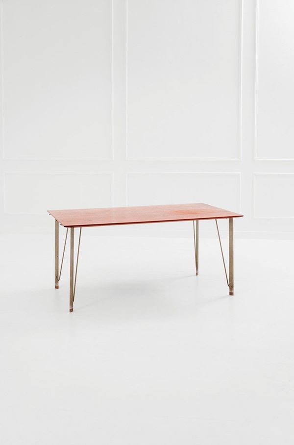 Arne Jacobsen - Tavolo allungabile.
Legno di 