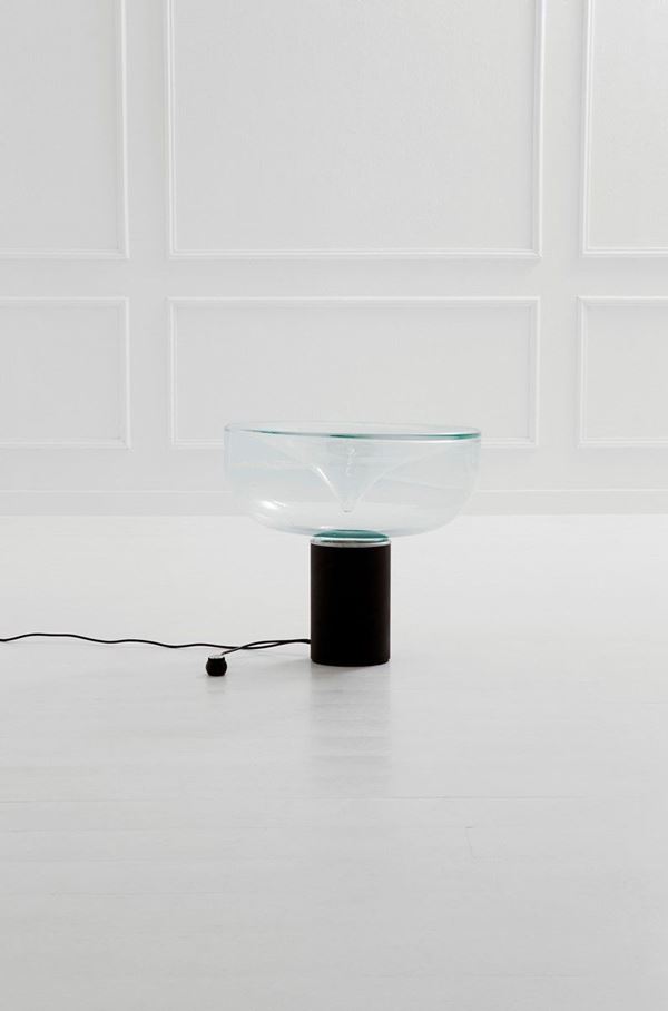 Renato Toso, Giovanna Noti Massari : Lampada da tavolo mod. Aella
  - Auction Design - Incanto Casa d'Aste e Galleria