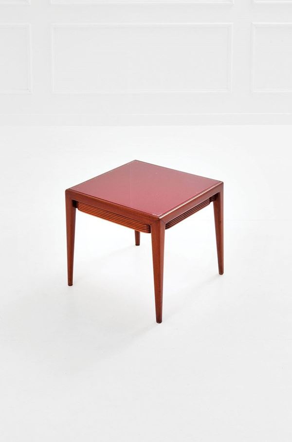 Osvaldo Borsani : Tavolino
Legno di noce laccat  - Auction Design - Incanto Casa d'Aste e Galleria
