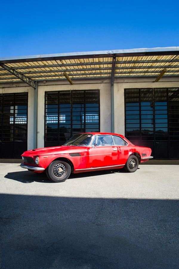 Iso Rivolta - IR 340
C.C. 5.400, H.P. 355, 