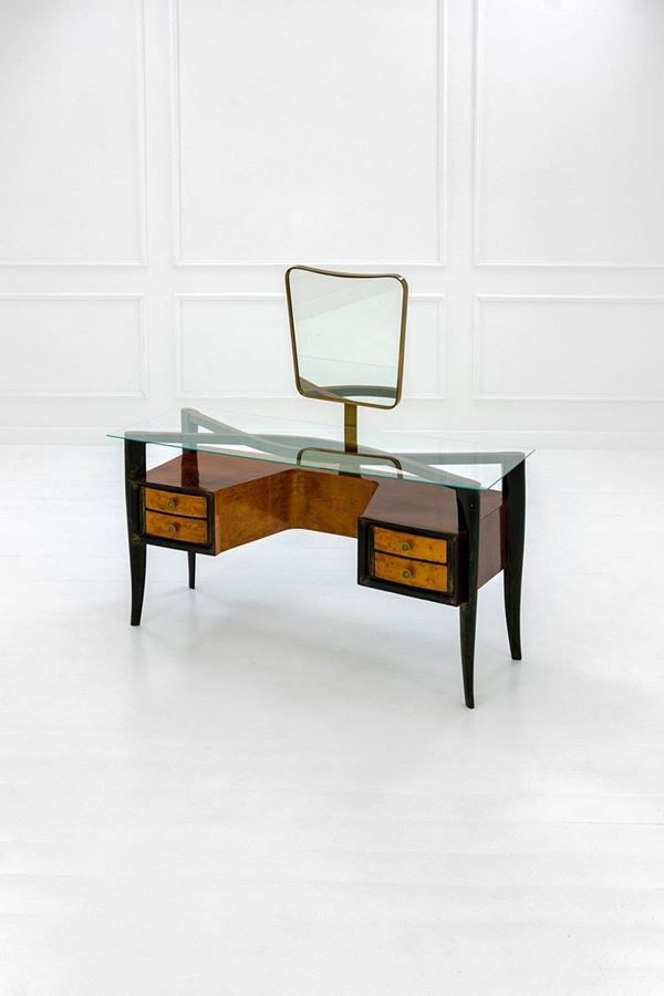 Coiffeuse
Legno ebanizzato, r  - Auction Design - Incanto Casa d'Aste e Galleria