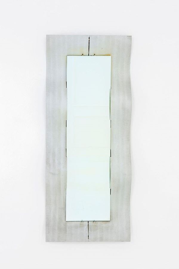 Lorenzo Burchiellaro : Specchiera 
Alluminio pressof  - Auction Design - Incanto Casa d'Aste e Galleria