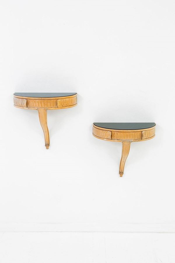 Osvaldo Borsani : Due comodini
Legno di acero s  - Auction Design - Incanto Casa d'Aste e Galleria