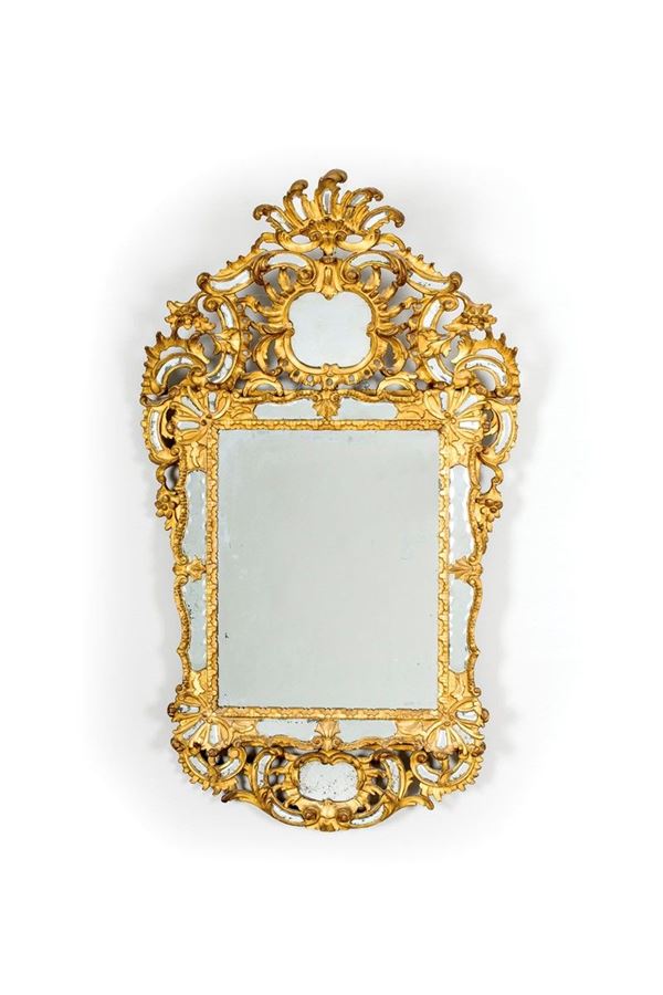 Rara specchiera con cornice e   - Asta Antiquariato - Incanto Casa d'Aste e Galleria