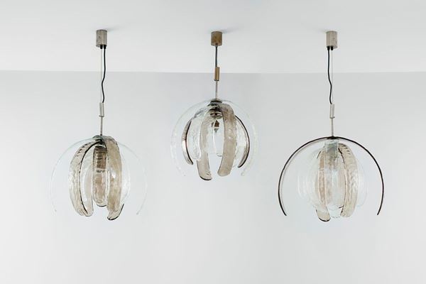AV Mazzega : Tre lampadari 
Metallo cromat  - Asta Design - Incanto Casa d'Aste e Galleria