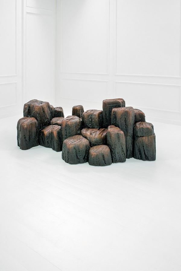 Piero Gilardi : Xe Hal
Poliuretano espanso.
  - Auction Design - Incanto Casa d'Aste e Galleria