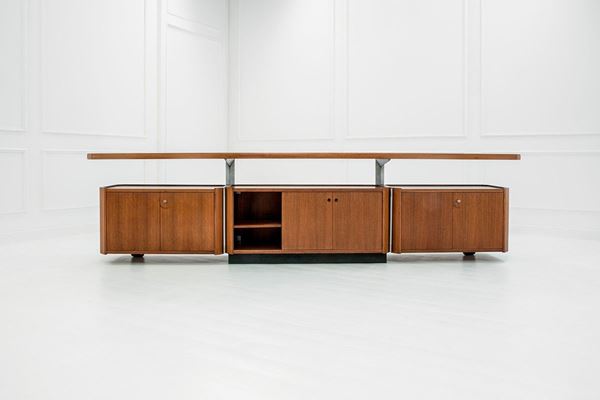 Osvaldo Borsani - Grande credenza
Alluminio pre