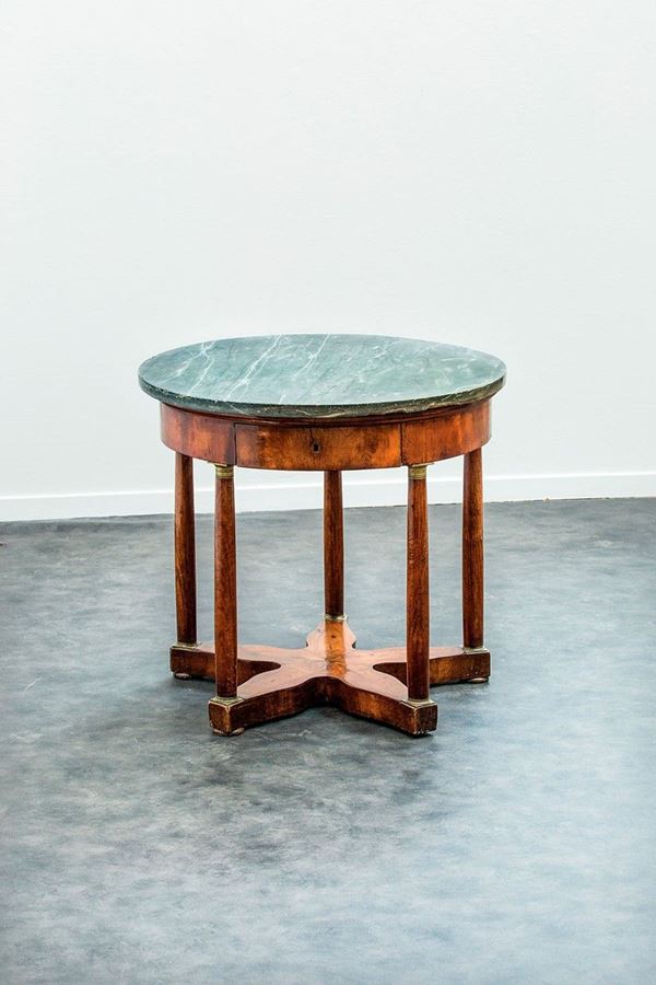 Tavolo con piano rotondo impia  - Asta Antiquariato - Incanto Casa d'Aste e Galleria
