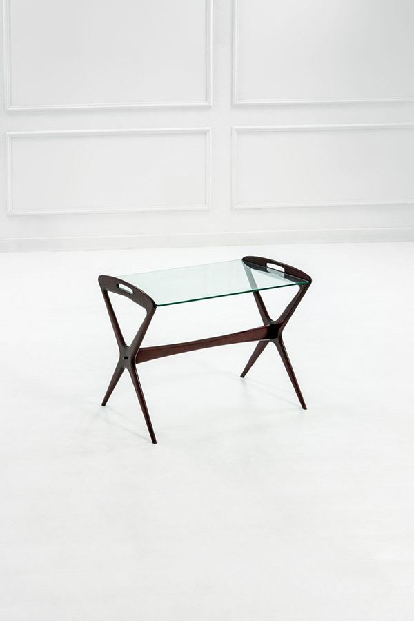 Ico Parisi : Tavolino mod. 211
Legno tinto  - Asta Design - Incanto Casa d'Aste e Galleria