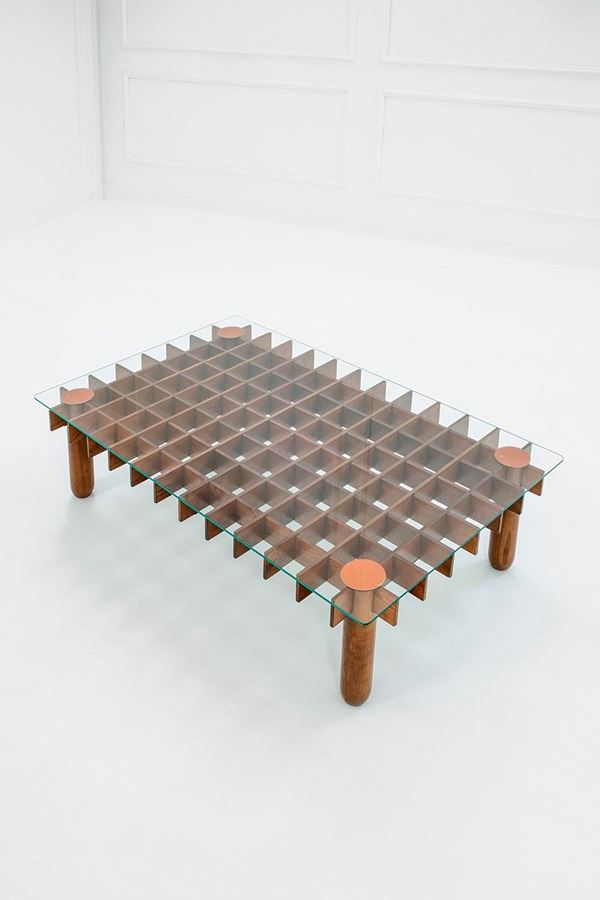Gianfranco Frattini - Tavolo basso mod. Kyoto (varia
