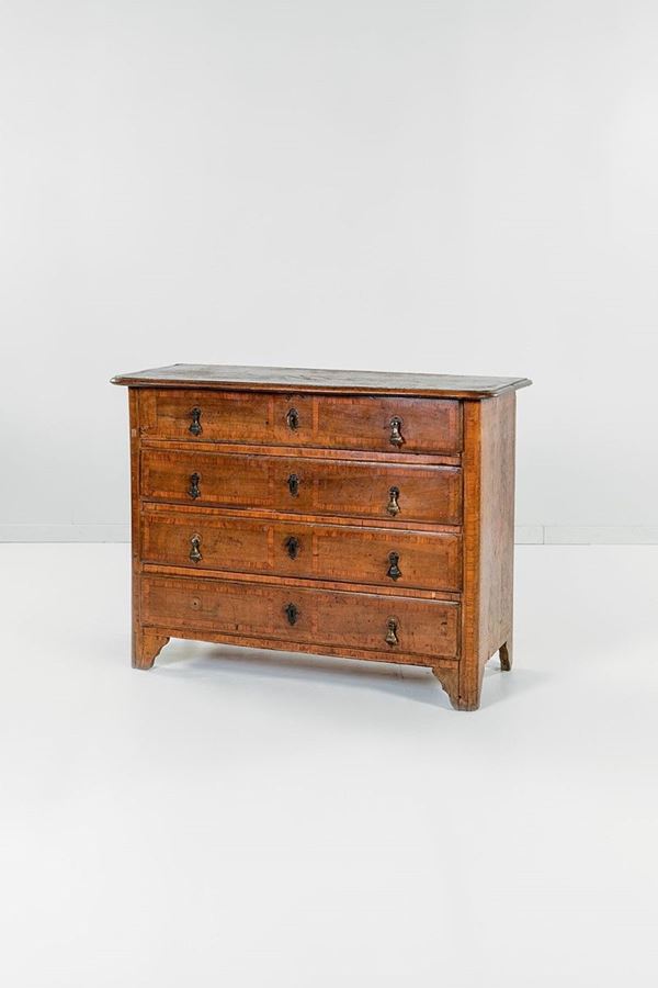 Com&#242; in noce, fronte a quattro  - Auction Antiquariato - Incanto Casa d'Aste e Galleria