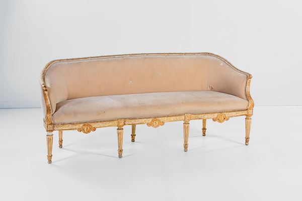Salotto composto da quattro po  - Auction Antiquariato - Incanto Casa d'Aste e Galleria