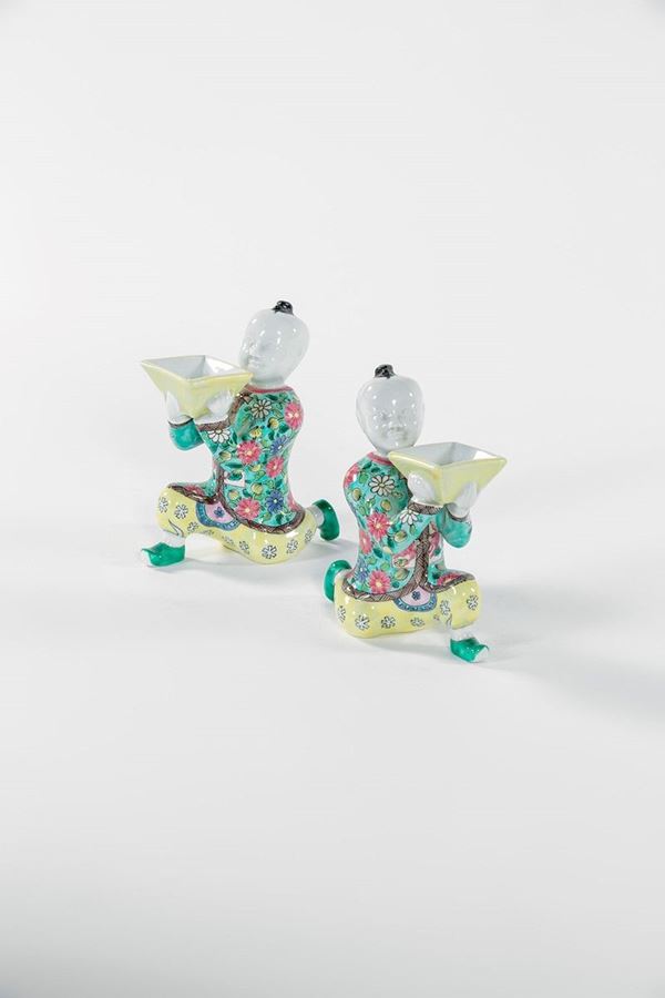 Coppia di Ming Bois in porcell  - Auction Antiquariato - Incanto Casa d'Aste e Galleria