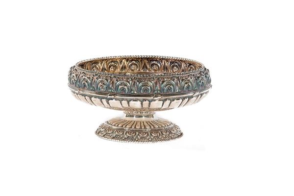 Centrotavola a forma di coppa   - Asta Antiquariato - Incanto Casa d'Aste e Galleria