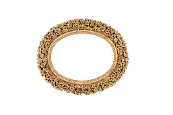 Due cornici di forma ovale in   - Asta Antiquariato - Incanto Casa d'Aste e Galleria