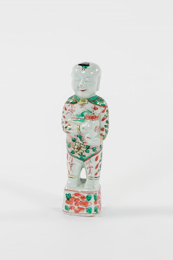 Magot in porcellana policroma
  - Auction Antiquariato - Incanto Casa d'Aste e Galleria