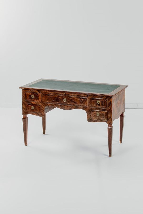 Scrivania da centro impiallacc  - Auction Antiquariato - Incanto Casa d'Aste e Galleria