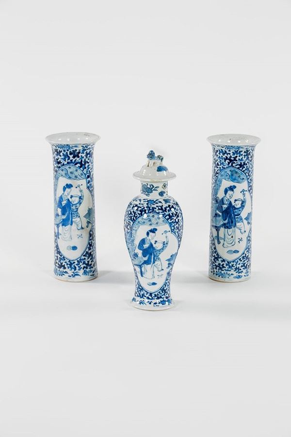 Trittico da camino in porcella  - Asta Antiquariato - Incanto Casa d'Aste e Galleria