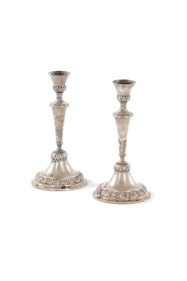 Coppia di candelieri in argent