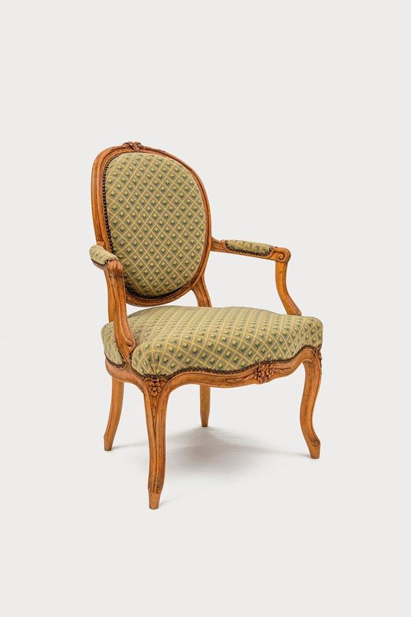 Sei poltrone di forma mossa in  - Asta Antiquariato - Incanto Casa d'Aste e Galleria