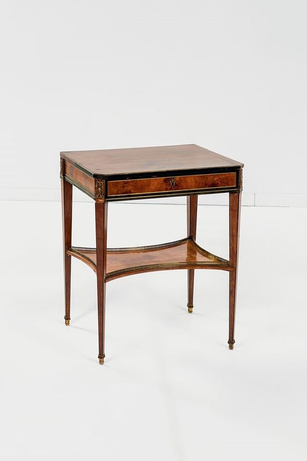 Tavolino da centro impiallacci  - Auction Antiquariato - Incanto Casa d'Aste e Galleria