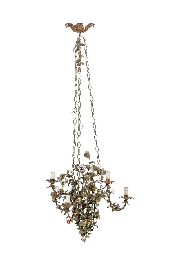 Lampadario a 6 luci in lamieri  - Asta Antiquariato - Incanto Casa d'Aste e Galleria
