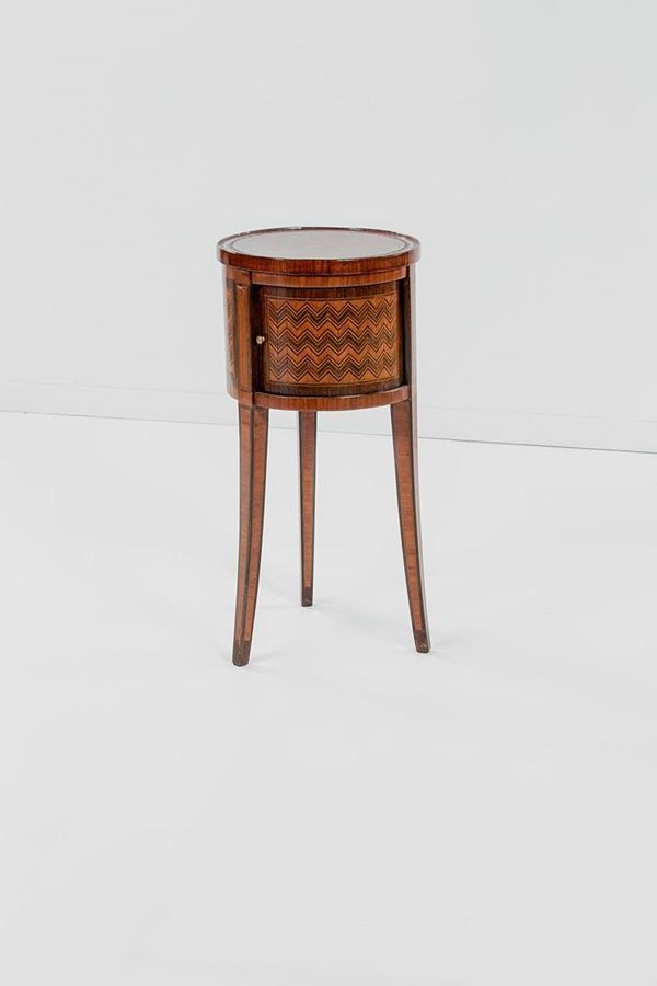 Tavolino da centro impiallacci  - Auction Antiquariato - Incanto Casa d'Aste e Galleria