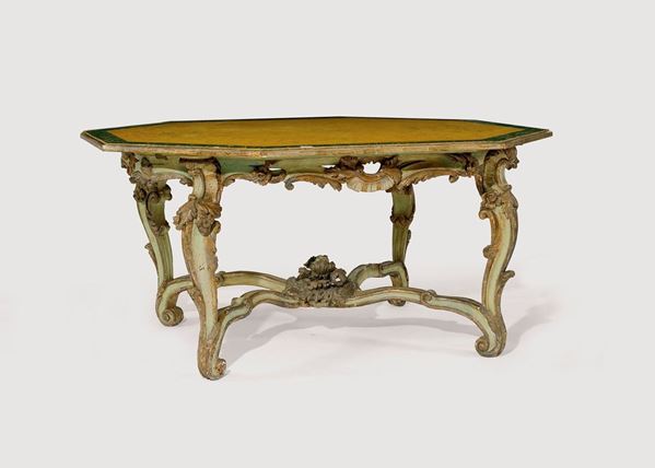 Tavolo da pranzo di forma otta  - Asta Antiquariato - Incanto Casa d'Aste e Galleria