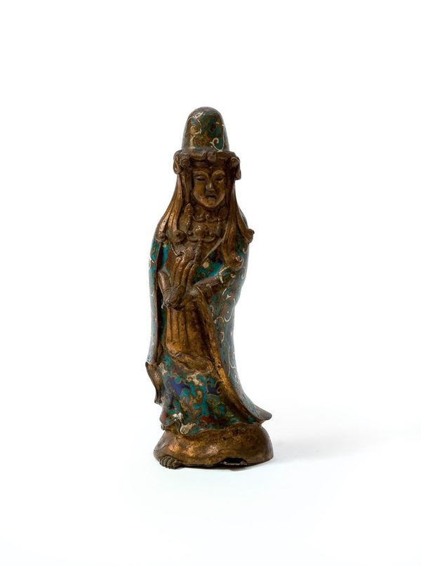 Guanyin in bronzo cloisonn&#233;
G  - Asta Antiquariato - Incanto Casa d'Aste e Galleria